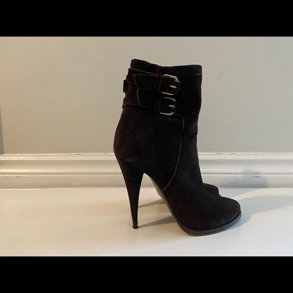 GIVENCHY Brown suede cone heel boots - Picture 4 of 8